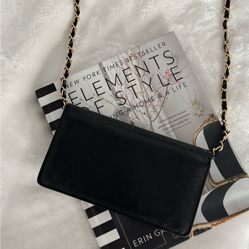 Chanel Black Leather Crossbody Bag - Picture 4 of 10
